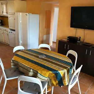 https://appartement-dans-la-residence-les-mazets-de-camargue.fr-provencehotel.com